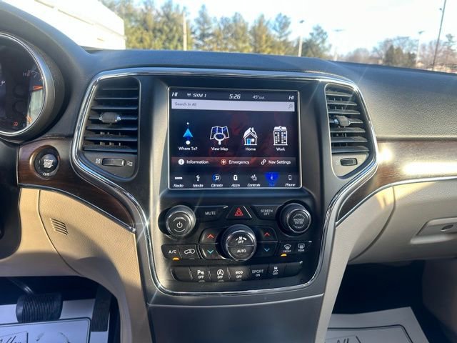 Used 2018 Jeep Grand Cherokee Limited image 23