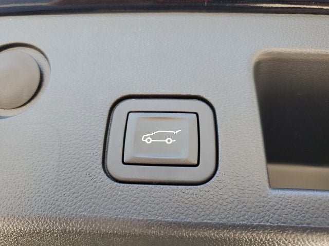 Used 2025 Chevrolet Equinox LT w/ Convenience Package II FWD image 16