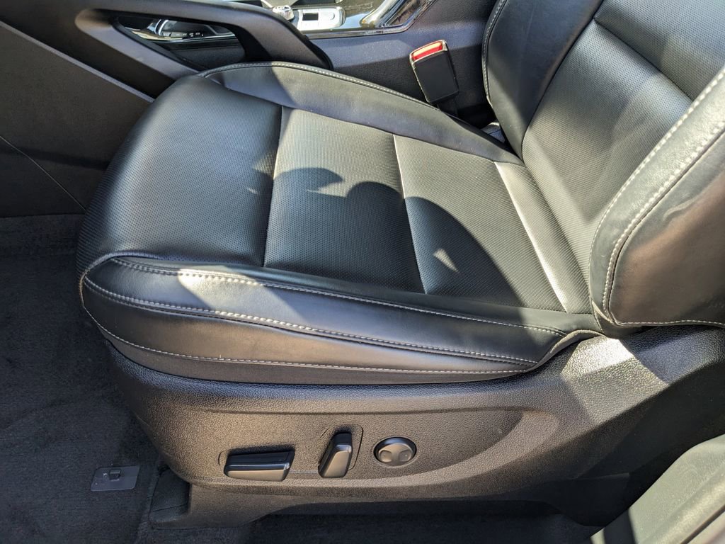 Certified 2025 Kia Telluride S image 22