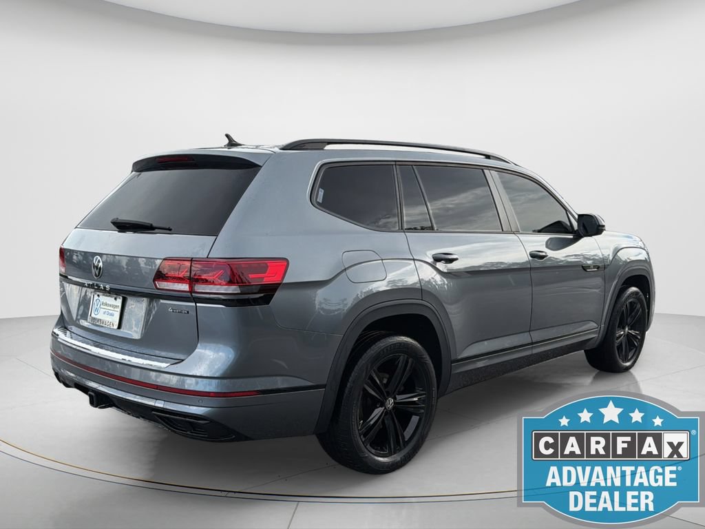 Certified 2023 Volkswagen Atlas SEL R-Line AWD/4WD image 7