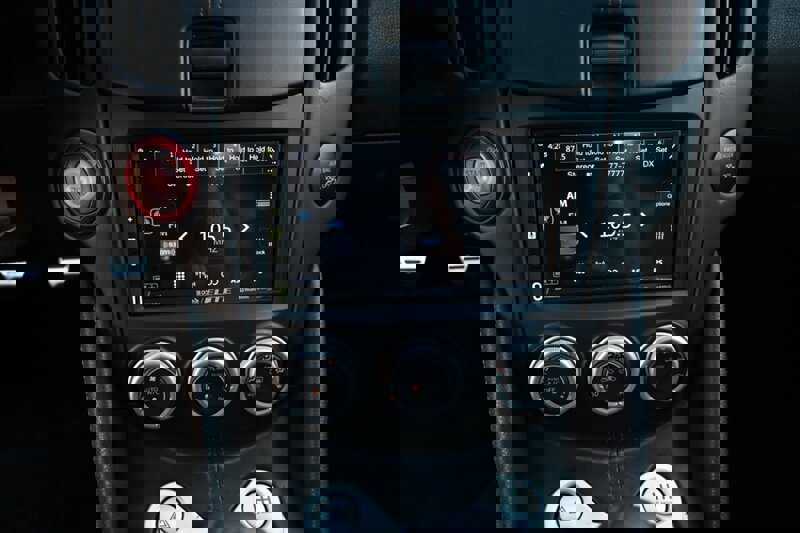 Used 2013 Nissan 370Z Coupe image 33