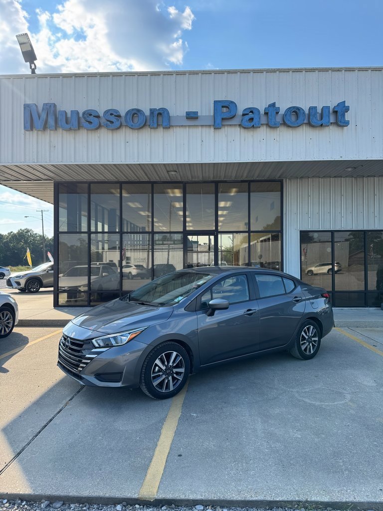 Used 2023 Nissan Versa SV