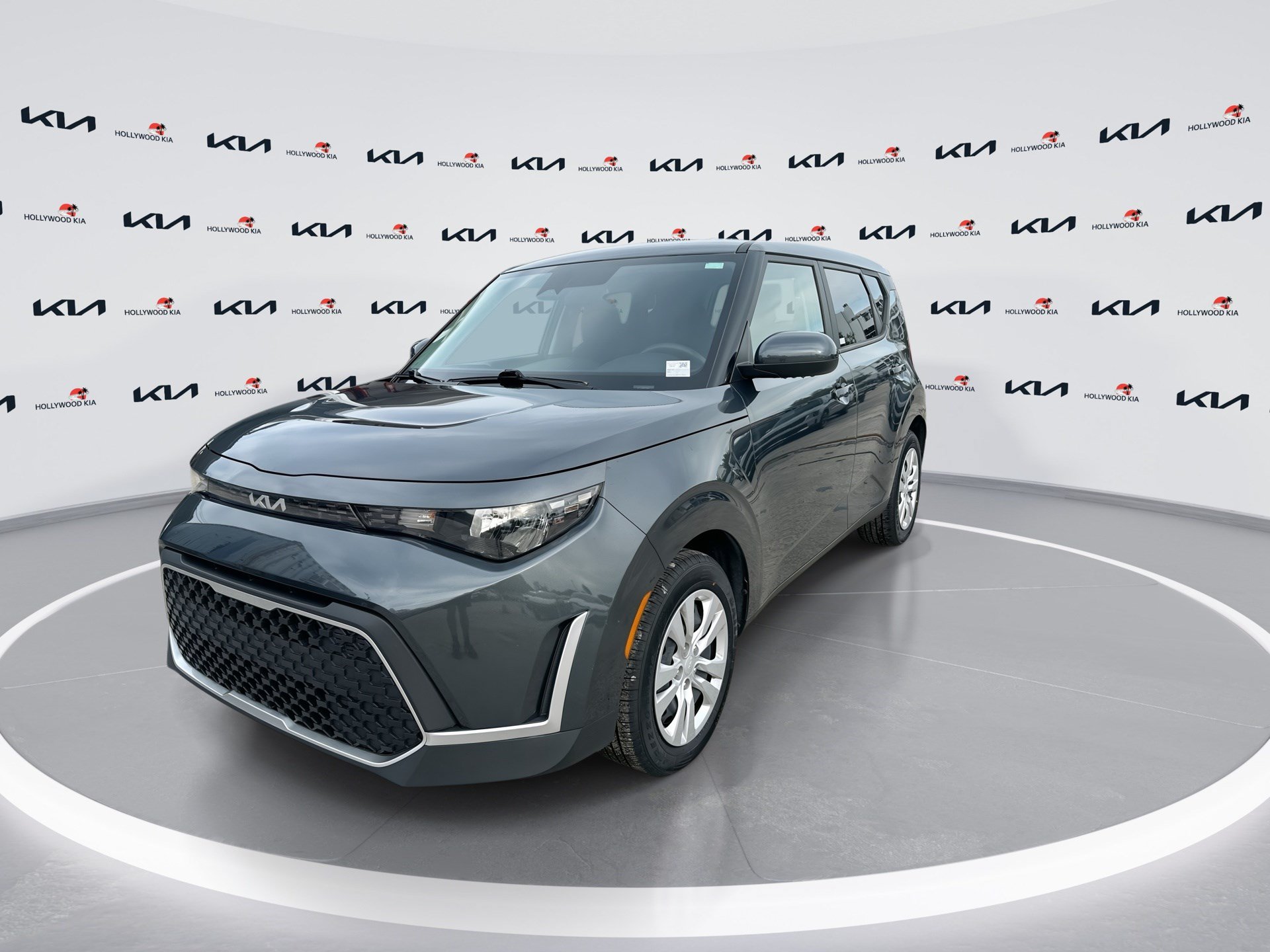 Certified 2023 Kia Soul LX FWD image 4