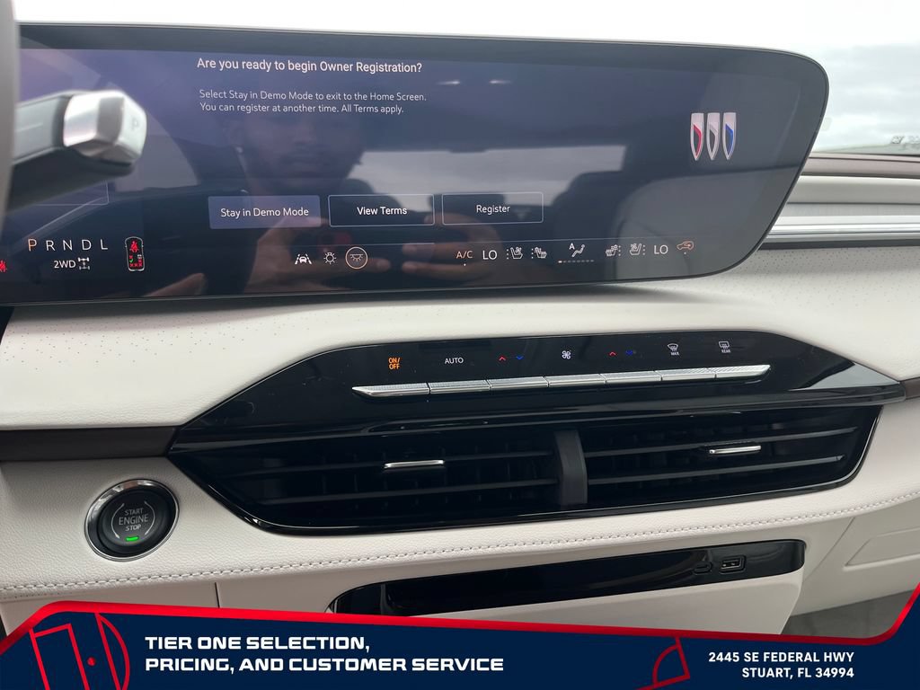 New 2026 Buick Enclave Avenir w/ Super Cruise Package AWD/4WD image 30