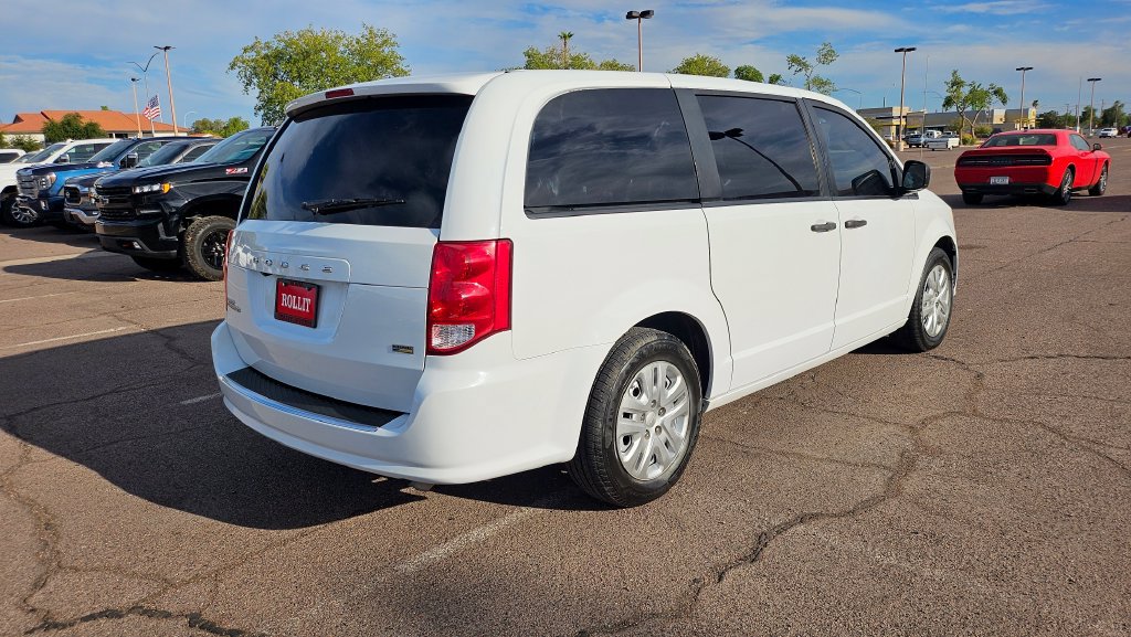 Used 2019 Dodge Grand Caravan SE FWD image 10