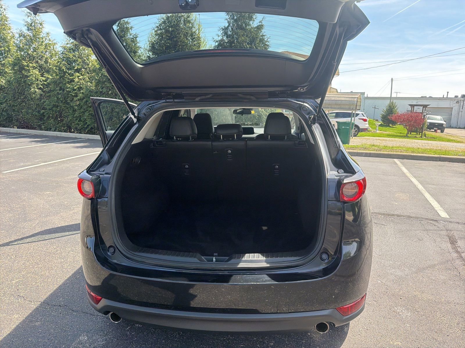 Used 2020 MAZDA CX-5 Touring image 25