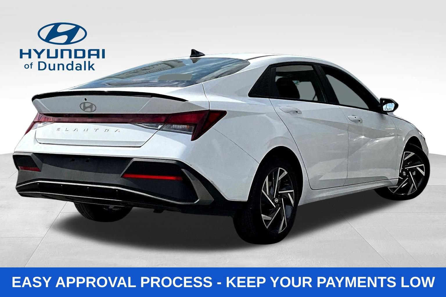 Used 2025 Hyundai Elantra Sport FWD image 8