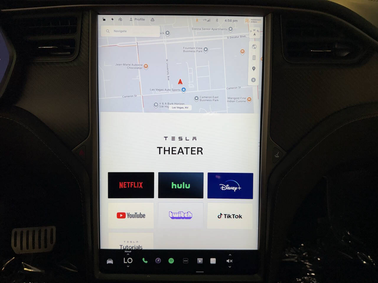 Used 2020 Tesla Model X Performance AWD/4WD image 22