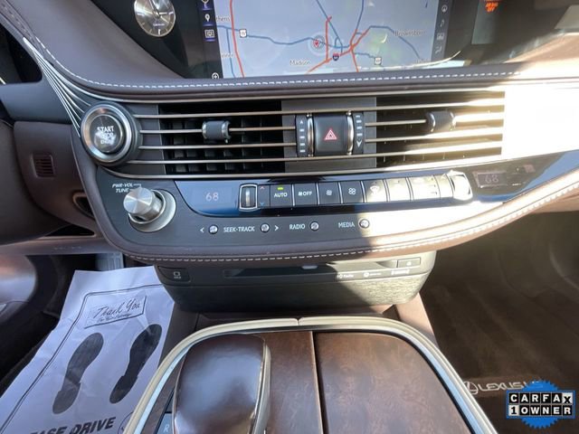 Used 2018 Lexus LS 500 w/ Accessory Package (Z2) image 25
