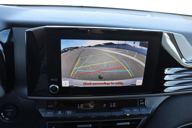 Used 2025 Toyota Camry LE image 25