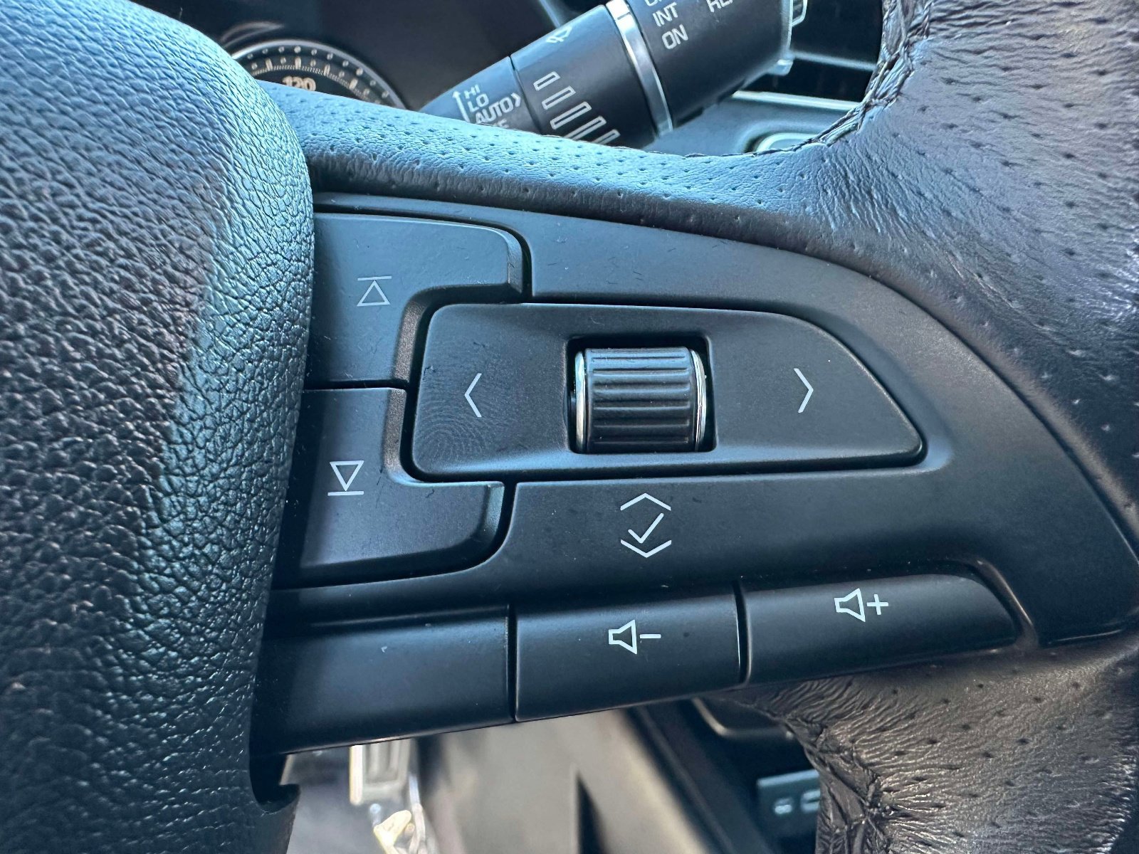 Used 2019 Cadillac XT4 Sport image 15