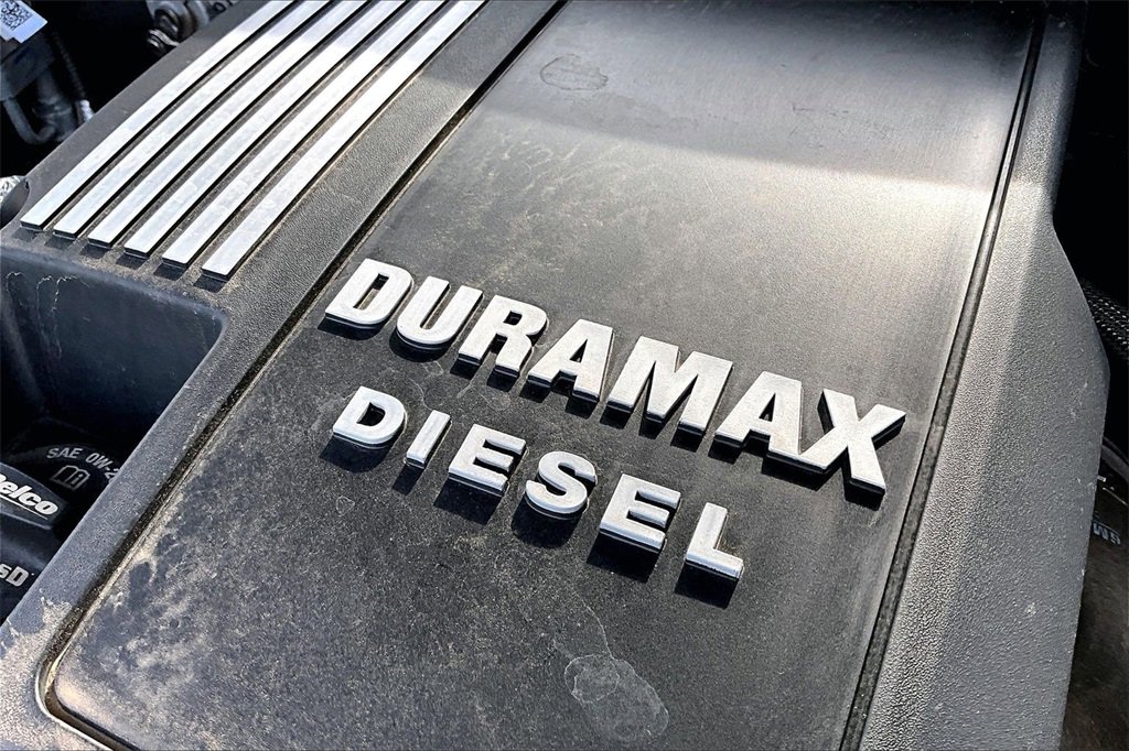 Certified 2024 Cadillac Escalade Sport Platinum w/ LPO, Floor Liner Package image 35