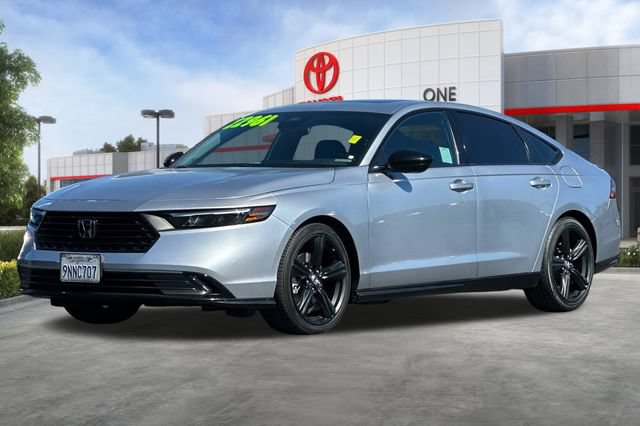 Used 2024 Honda Accord Sport image 9
