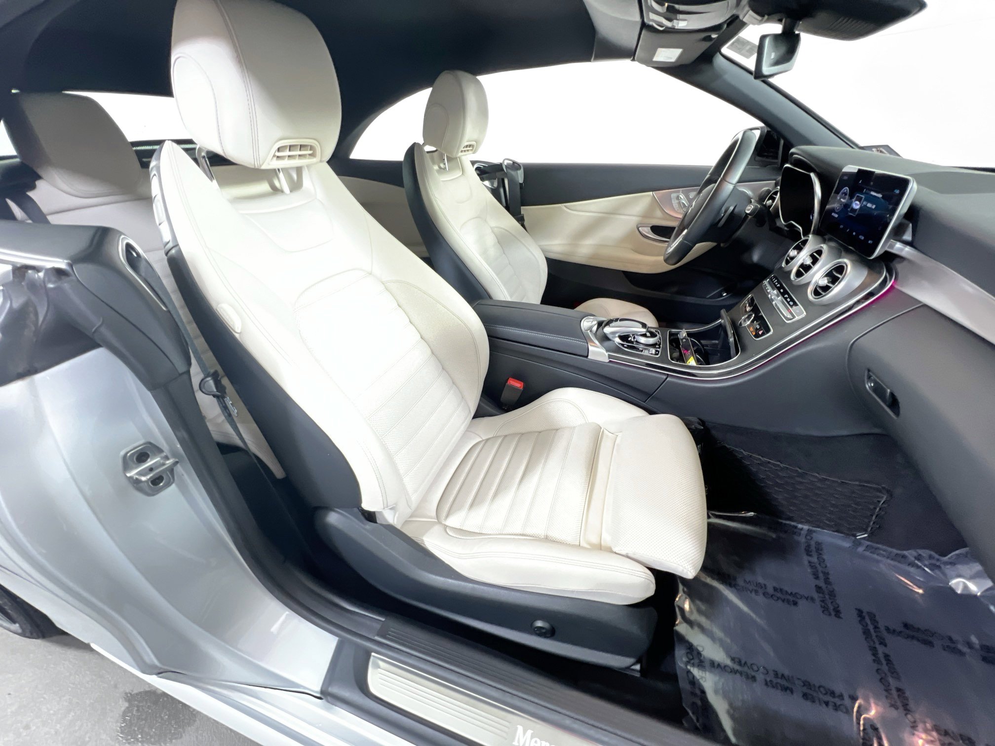 Used 2020 Mercedes-Benz C 300 4MATIC Cabriolet image 27