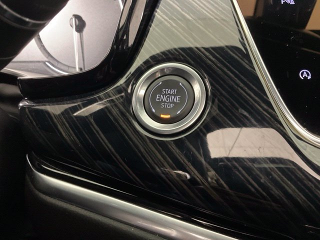 Used 2025 Cadillac XT6 Premium Luxury w/ LPO, Floor Liner Package AWD/4WD image 20