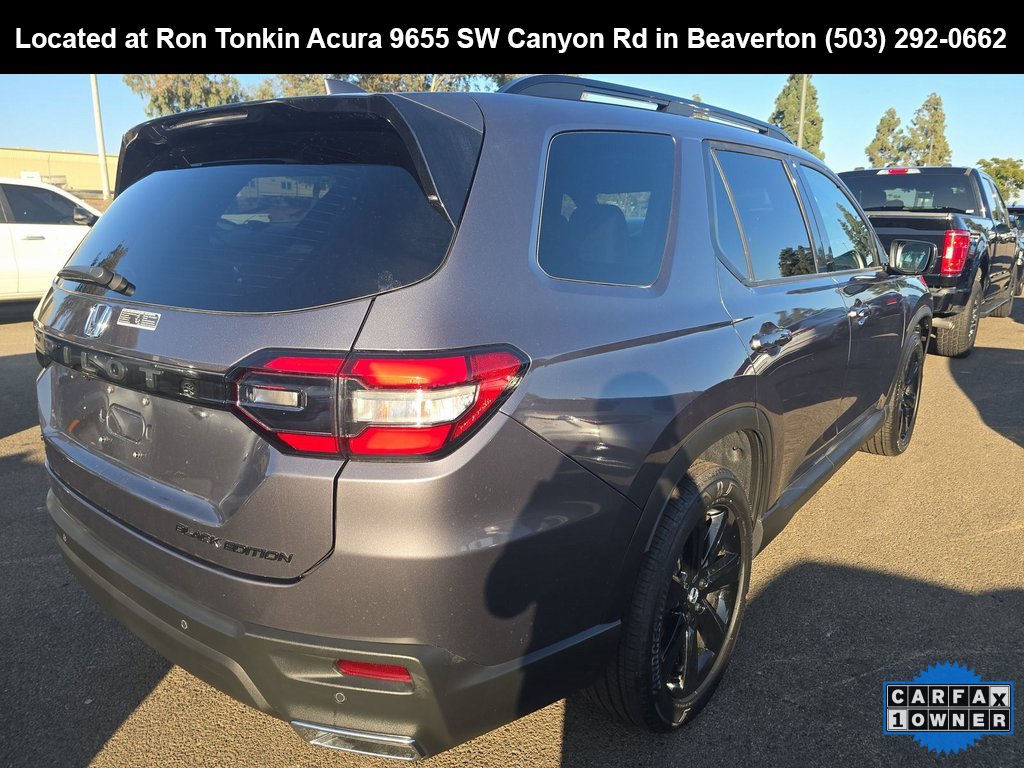 Used 2025 Honda Pilot Black Edition image 4