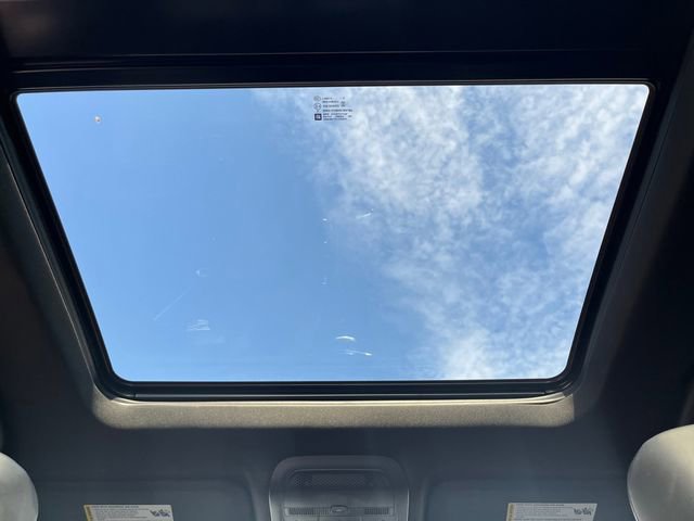 Used 2023 Cadillac XT6 Sport w/ Technology Package image 17