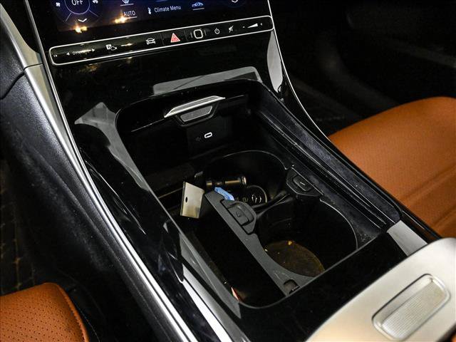 Used 2023 Mercedes-Benz C 300 4MATIC Sedan image 13