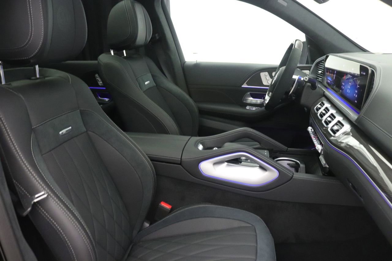 New 2026 Mercedes-Benz GLS 63 AMG 4MATIC image 9