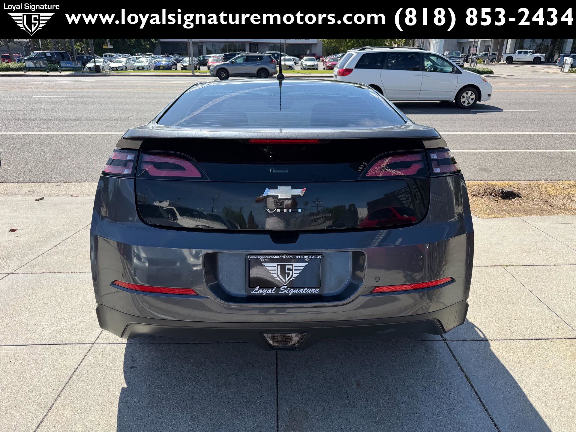 Used 2012 Chevrolet Volt Premium w/ Premium Trim Package FWD image 6