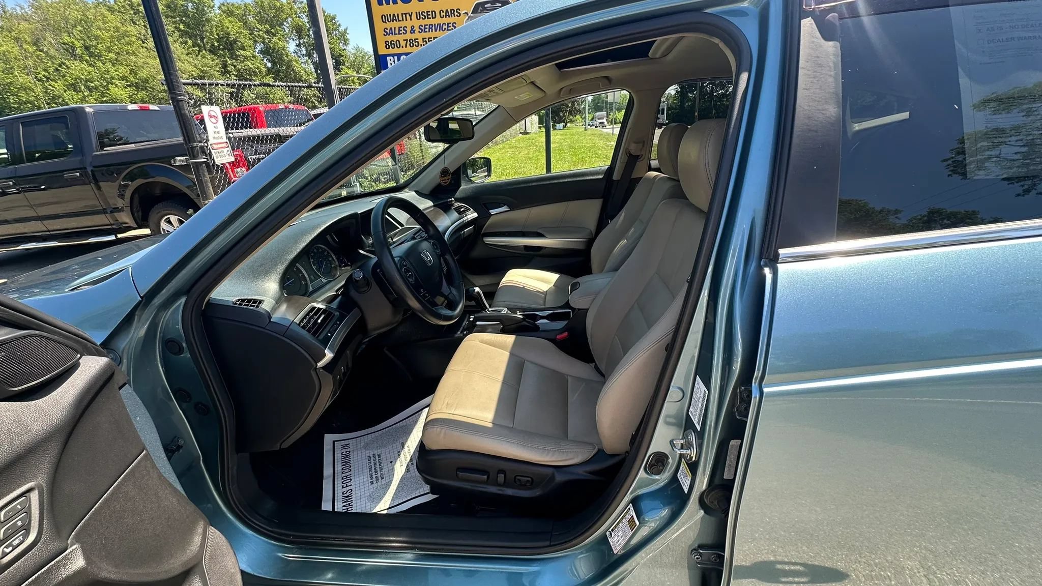 Used 2015 Honda Crosstour EX-L image 17