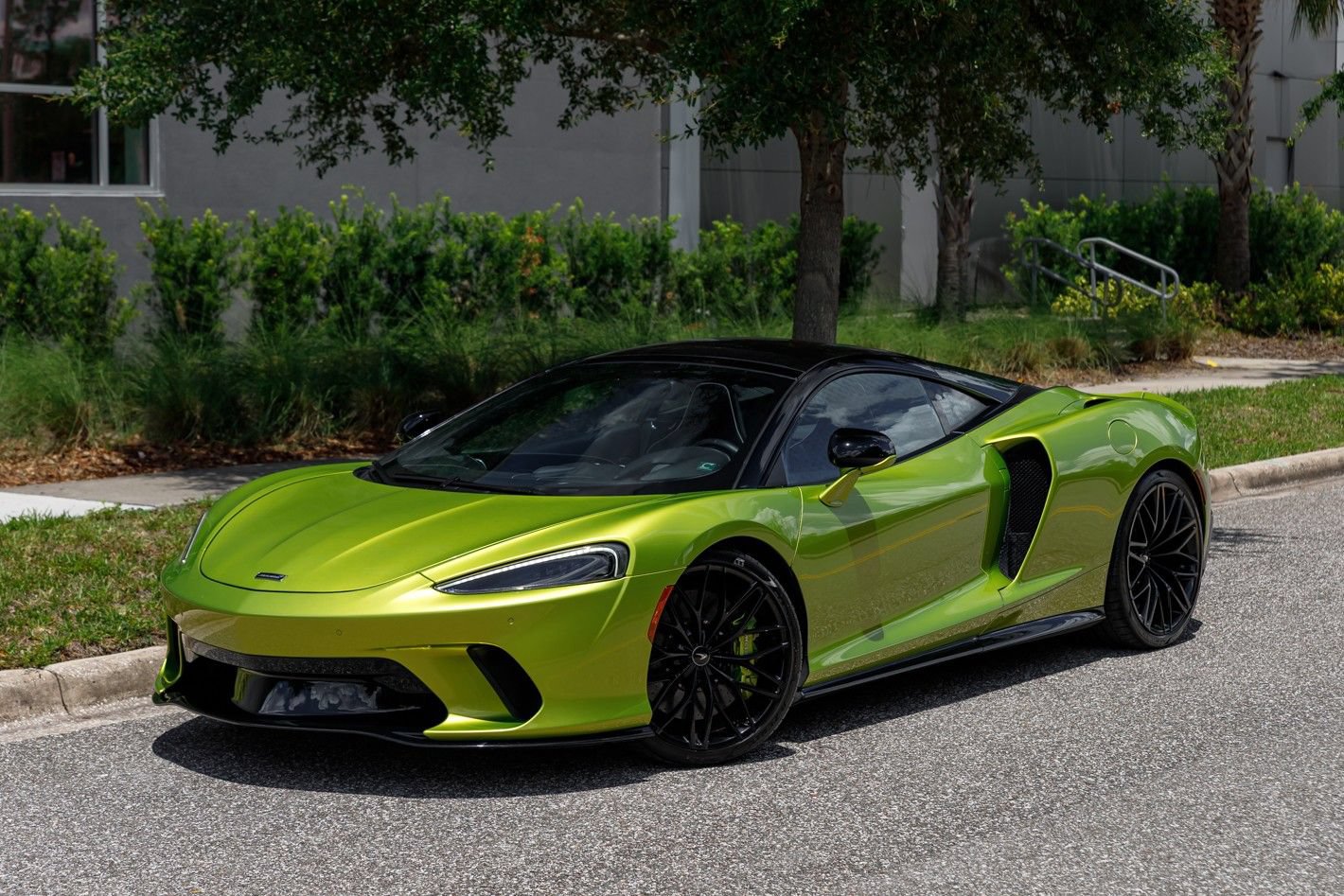 Used 2023 McLaren GT RWD image 31