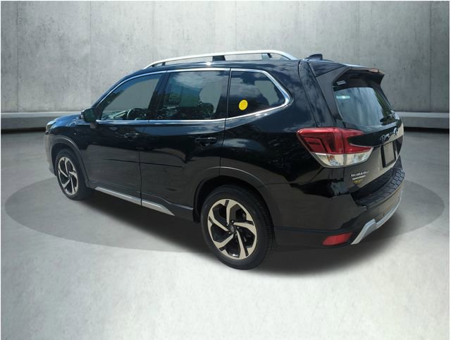 Used 2023 Subaru Forester Touring AWD/4WD image 3