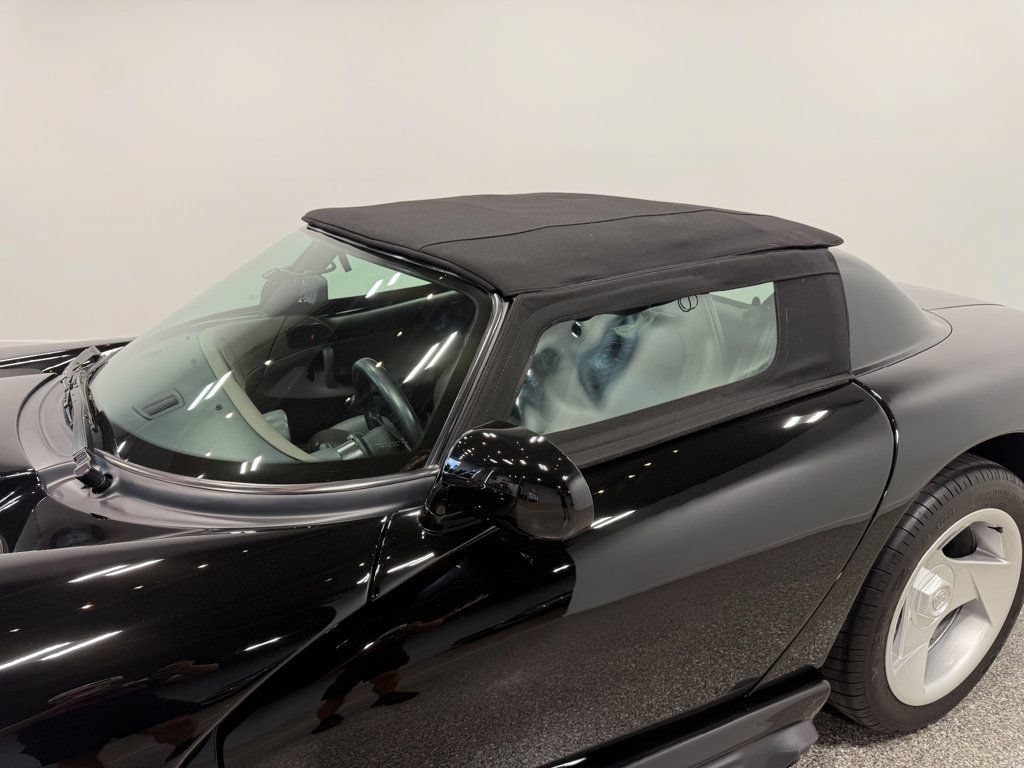 Used 1995 Dodge Viper RT/10 RWD image 7