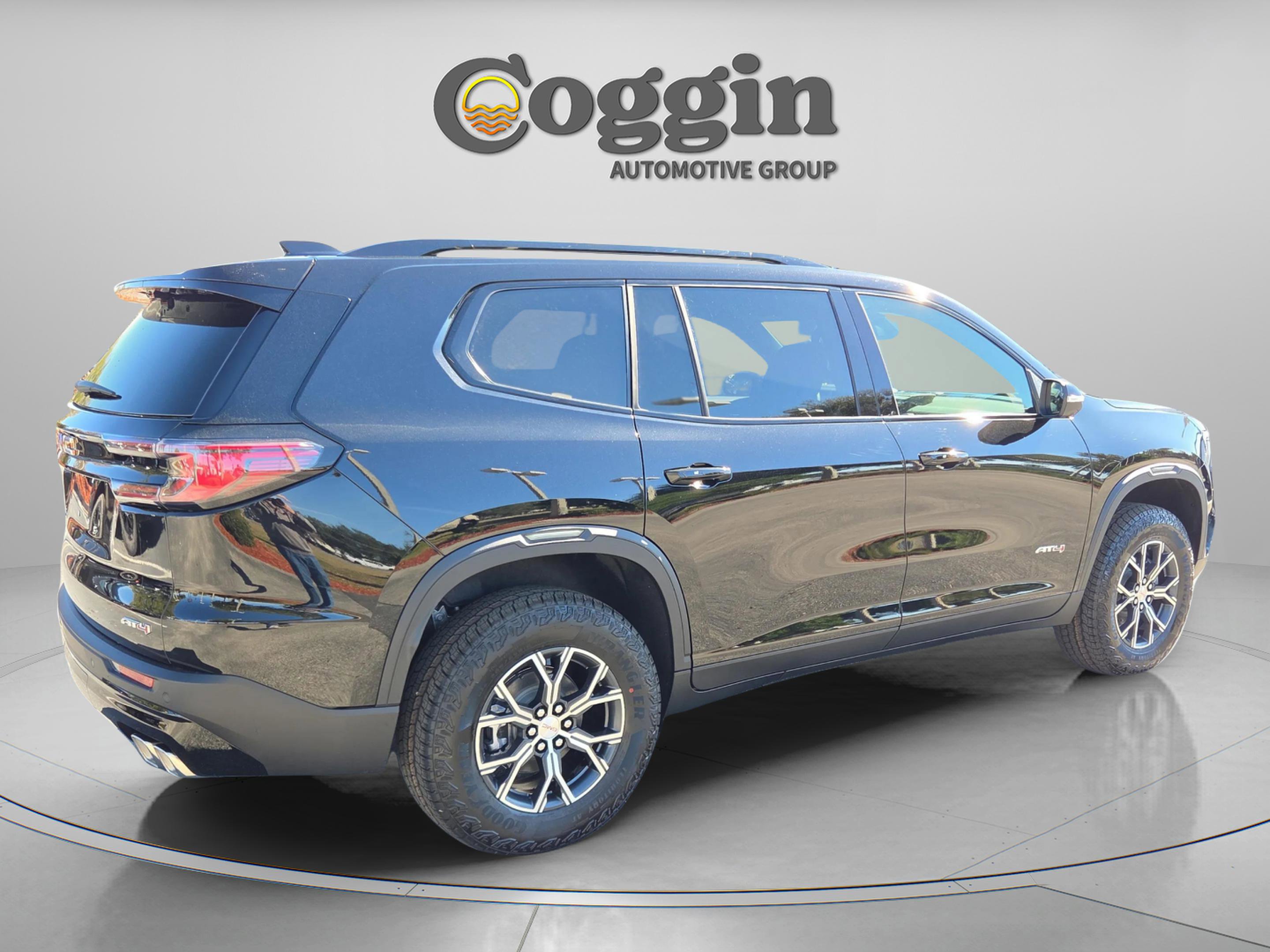 New 2026 GMC Acadia AT4 w/ Luxury Package AWD/4WD image 6