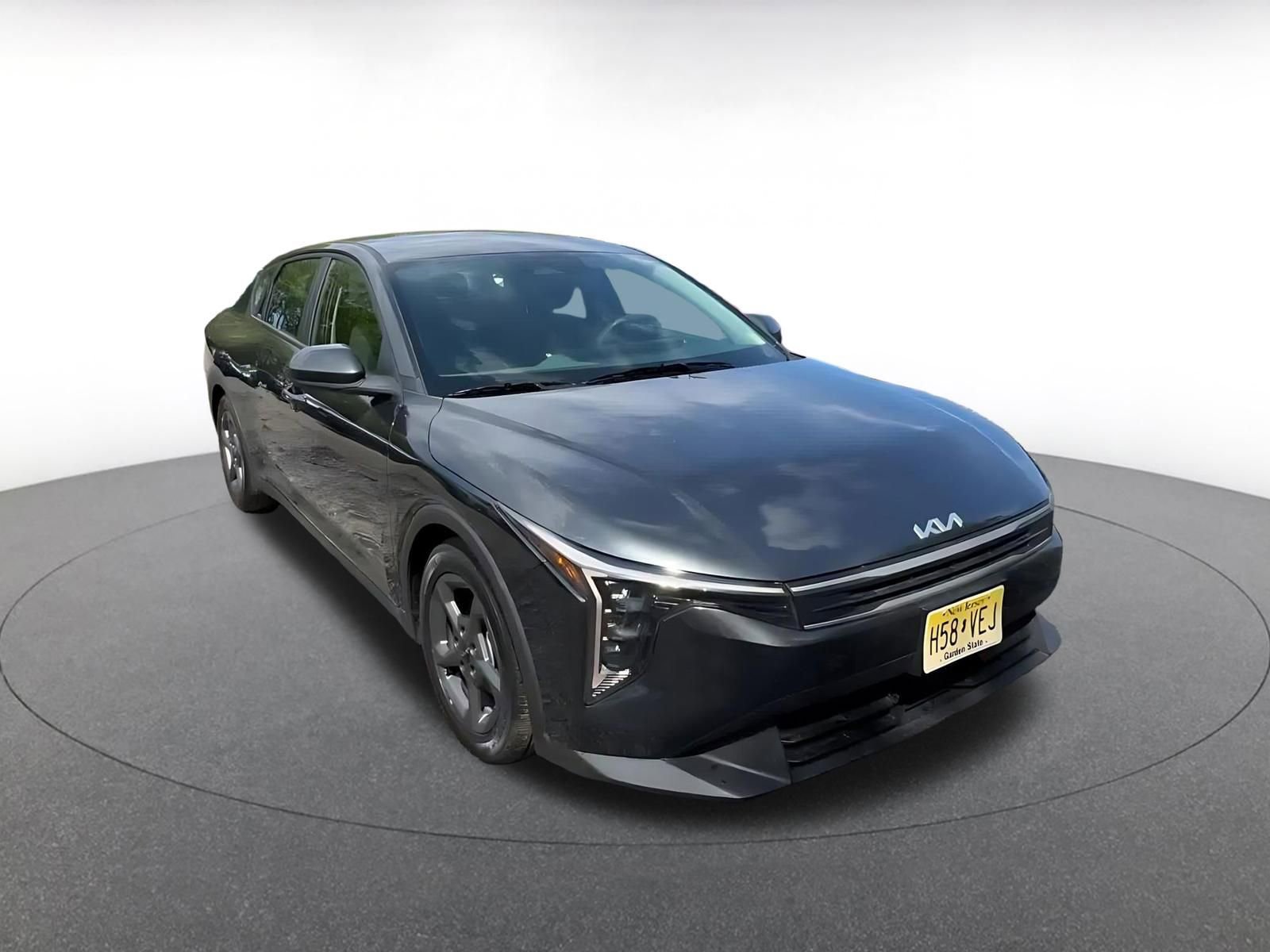Used 2025 Kia K4 FWD image 3