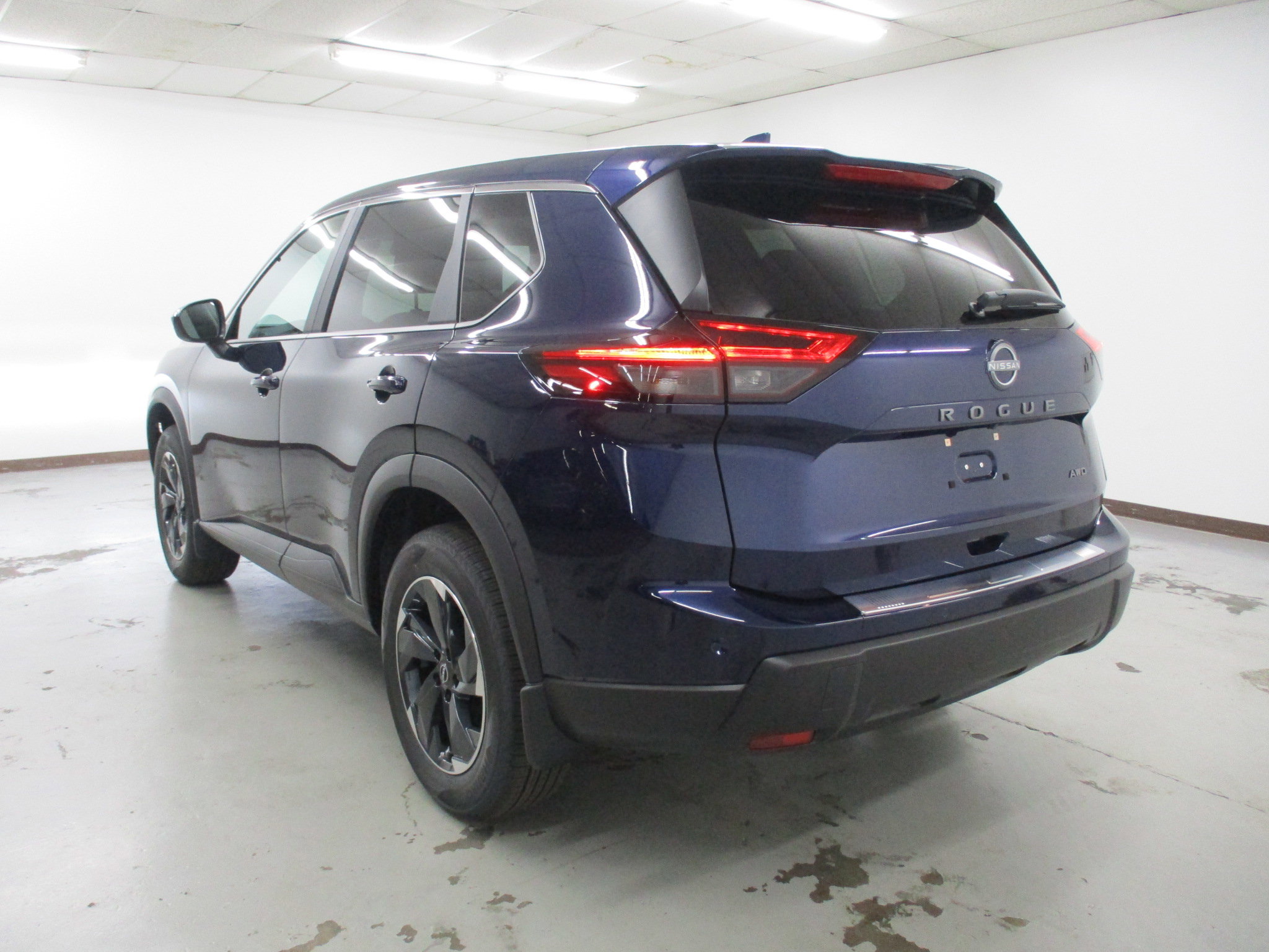 New 2026 Nissan Rogue SV w/ Cold Weather Package image 3