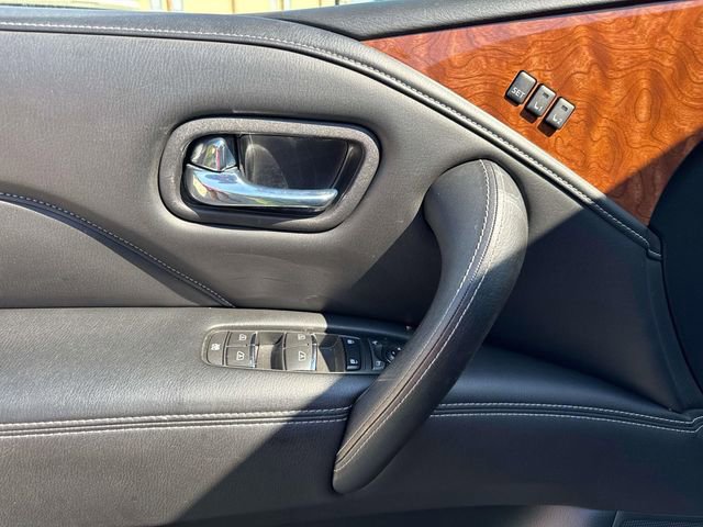 Used 2018 INFINITI QX80 2WD w/ Driver Assistance Package image 18