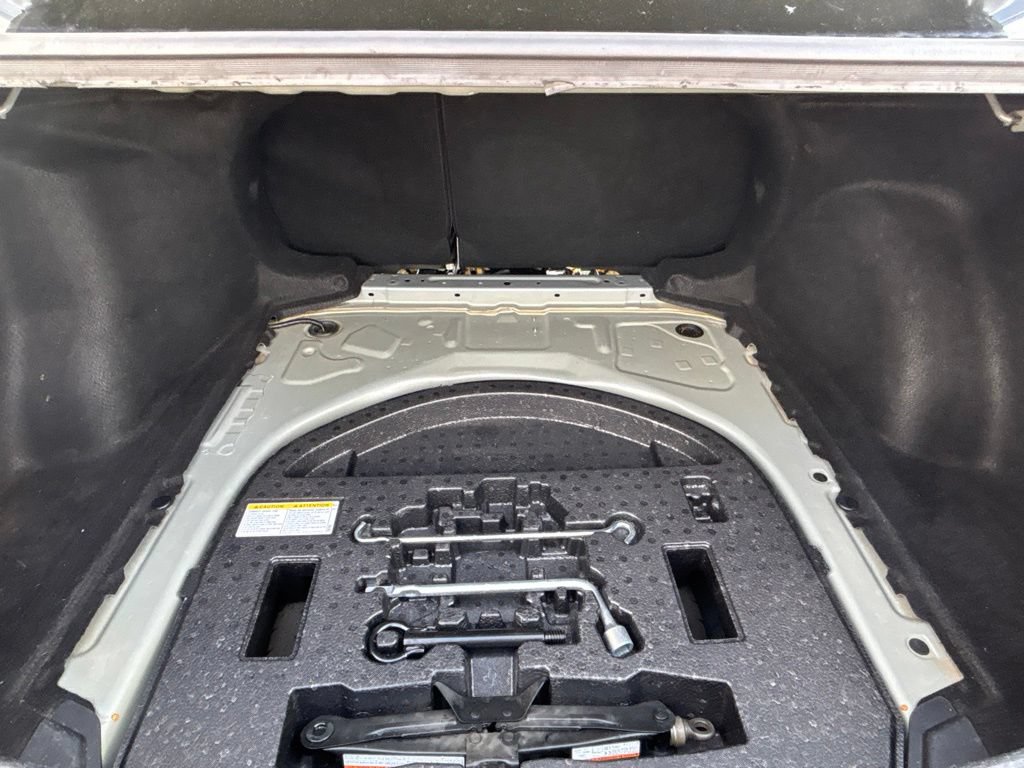 Used 2020 Toyota Corolla LE FWD image 39
