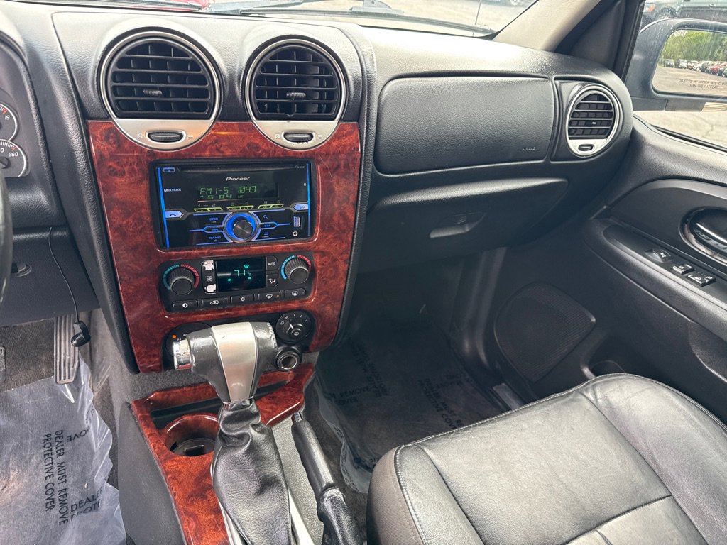 Used 2006 GMC Envoy SLT AWD/4WD image 14