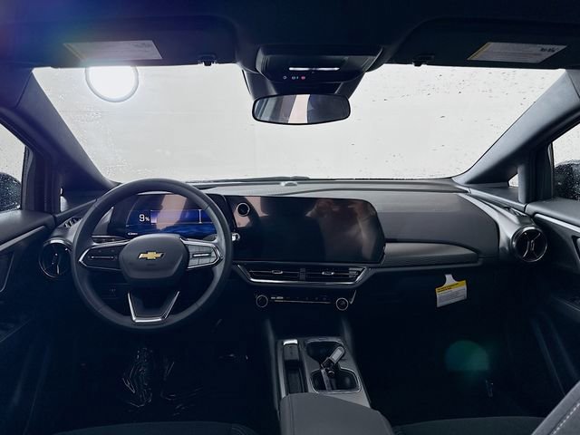 New 2026 Chevrolet Equinox EV LT FWD image 24