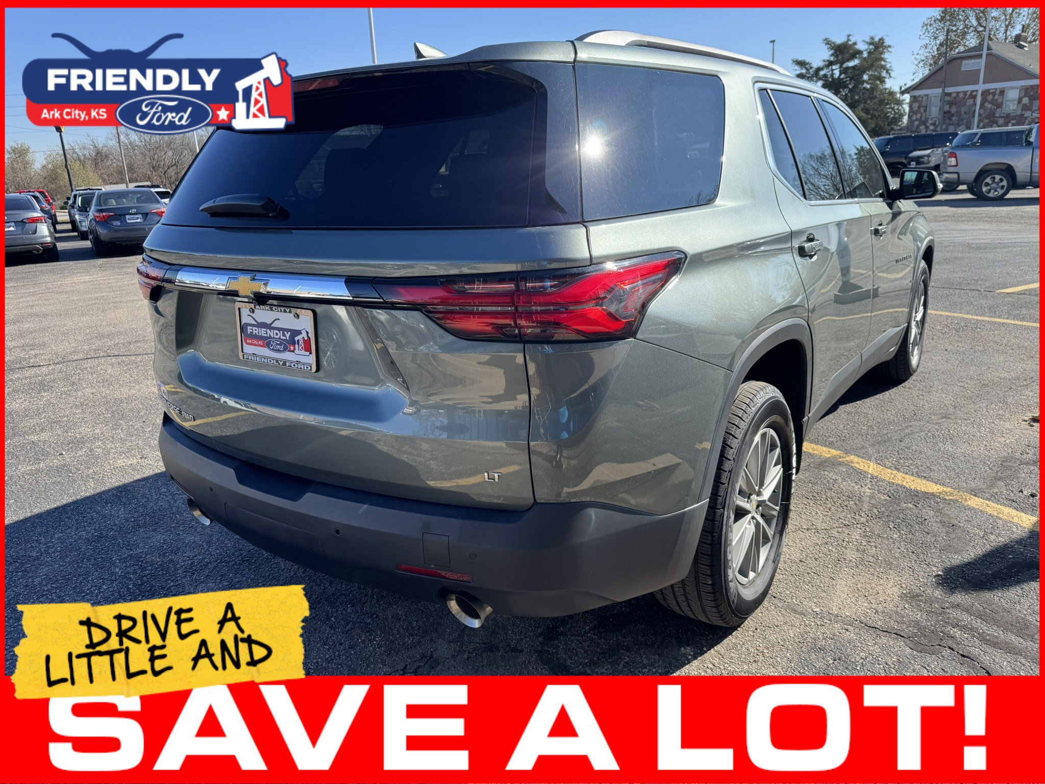 Used 2022 Chevrolet Traverse LT AWD/4WD image 11