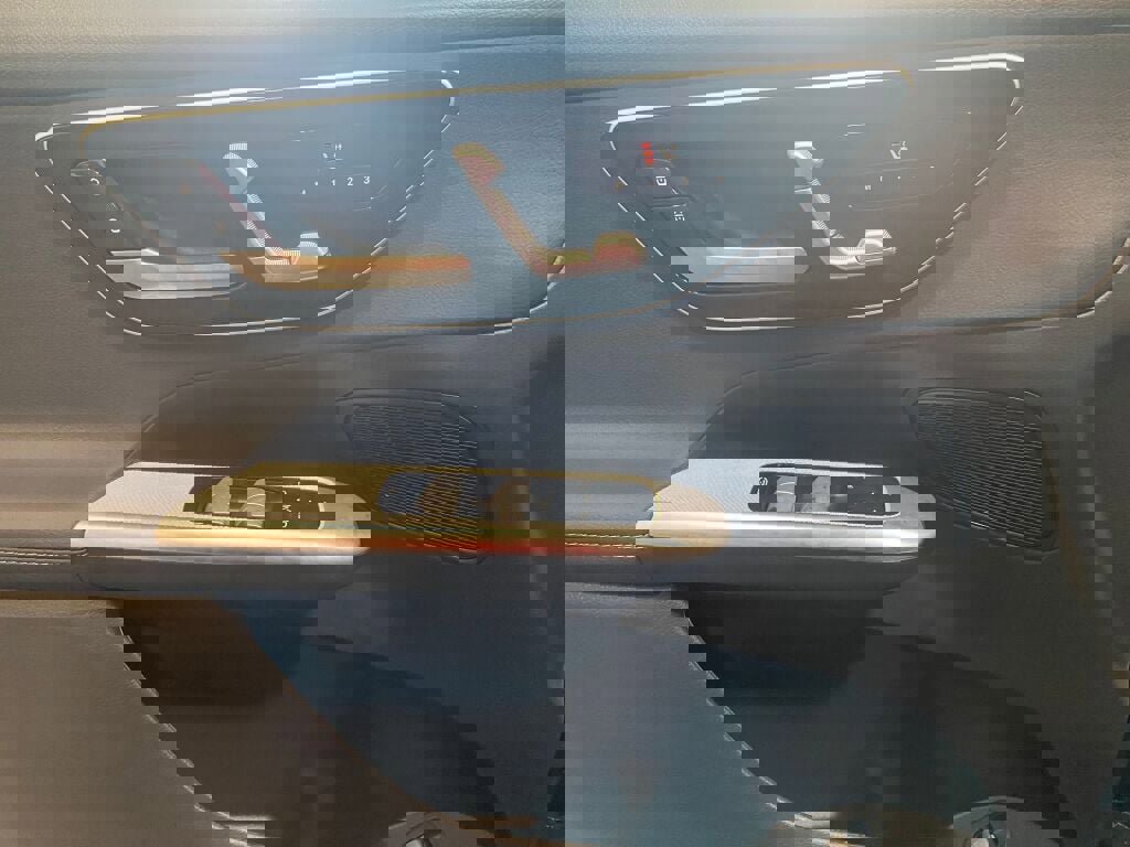 New 2026 Mercedes-Benz GLC 300 4MATIC image 10