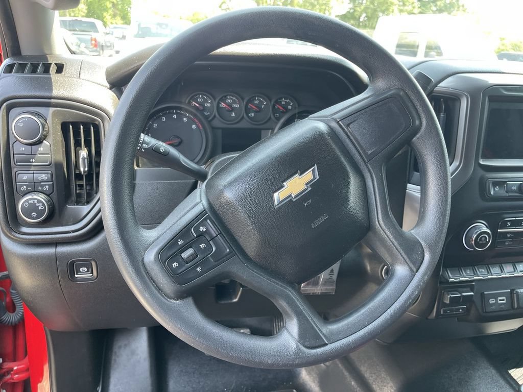 Used 2025 Chevrolet Silverado 2500 Custom w/ Custom Value Package AWD/4WD image 7