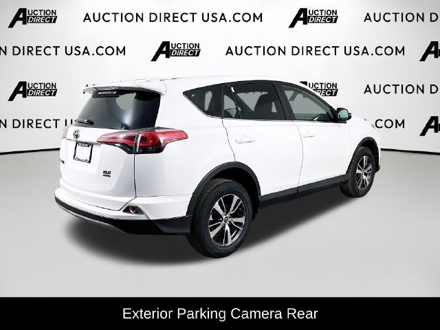 Used 2018 Toyota RAV4 XLE AWD/4WD image 8