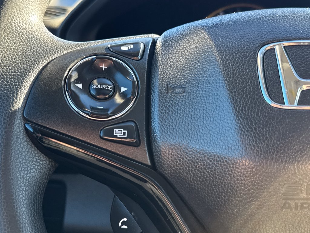 Used 2016 Honda HR-V EX image 19