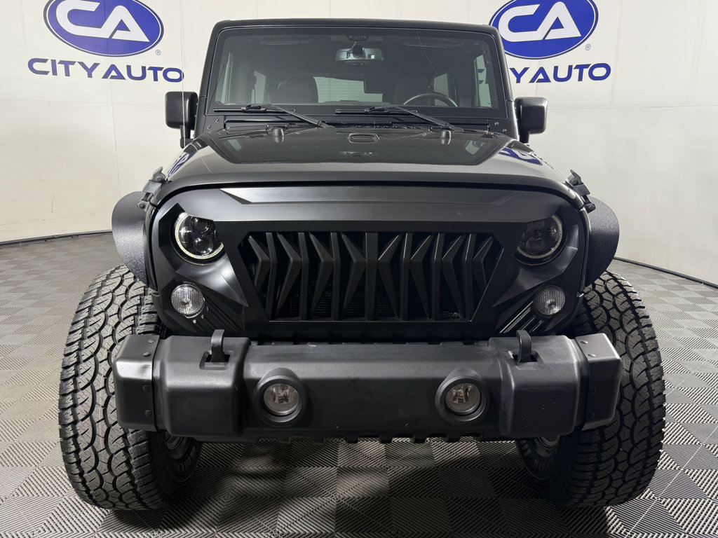 Used 2018 Jeep Wrangler Unlimited Sport S image 2