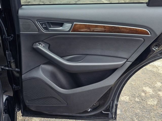 Used 2017 Audi Q5 2.0T Premium image 14