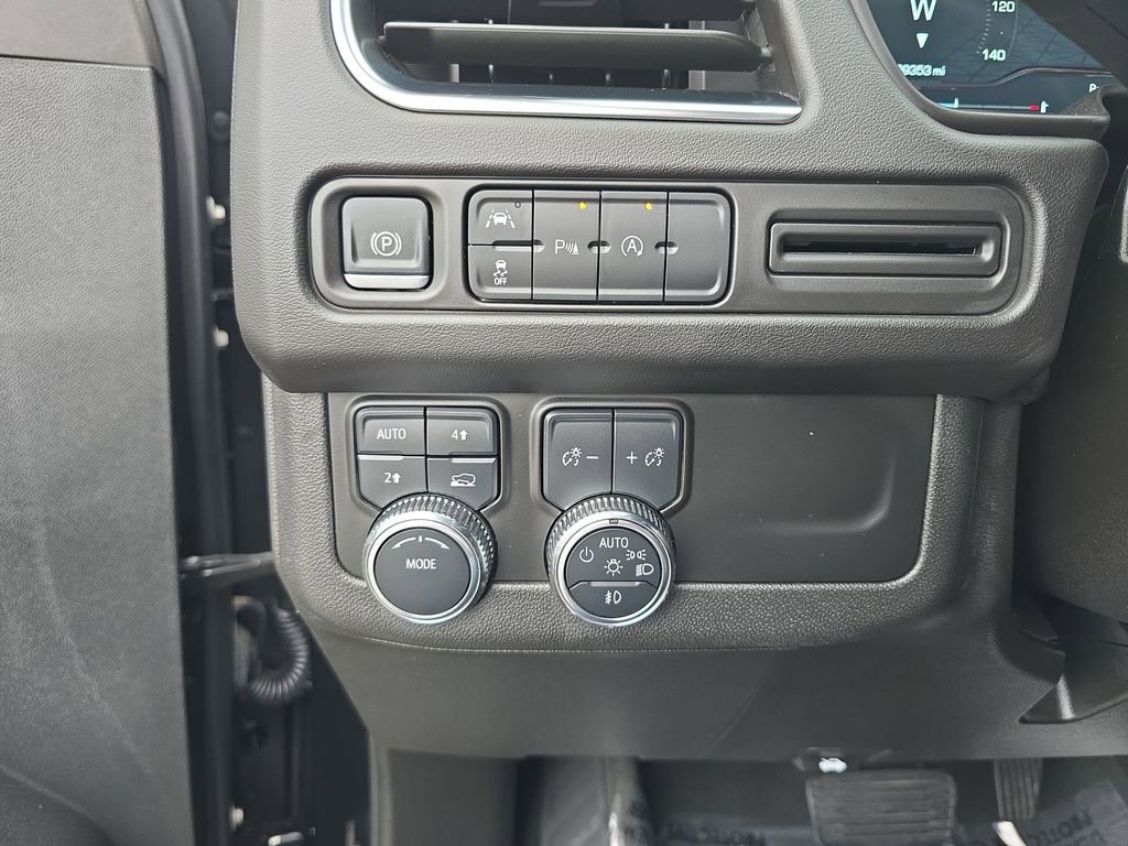 Certified 2024 GMC Yukon XL SLE image 20