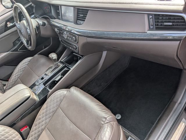 Used 2017 Kia Cadenza Limited w/ Paint Protection Package image 22