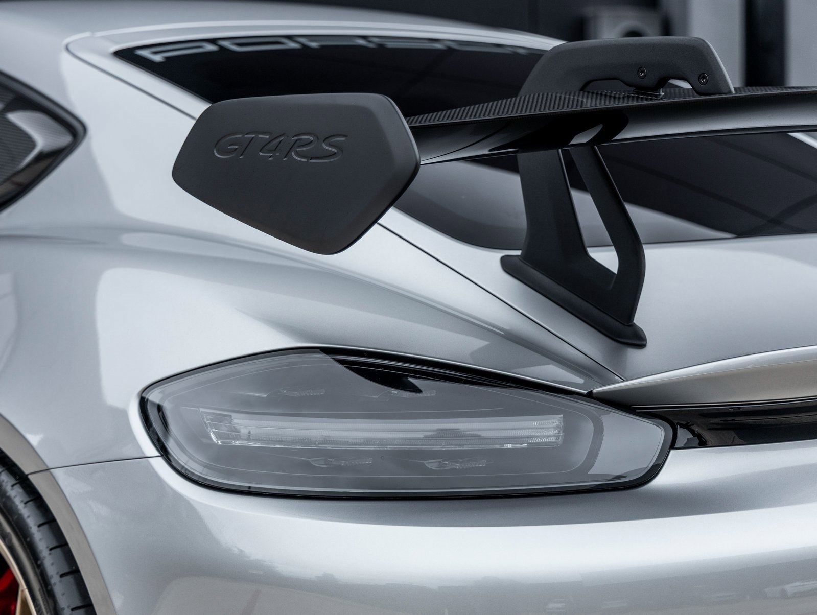 Used 2025 Porsche 718 Cayman GT4 RS w/ Weissach Package image 27