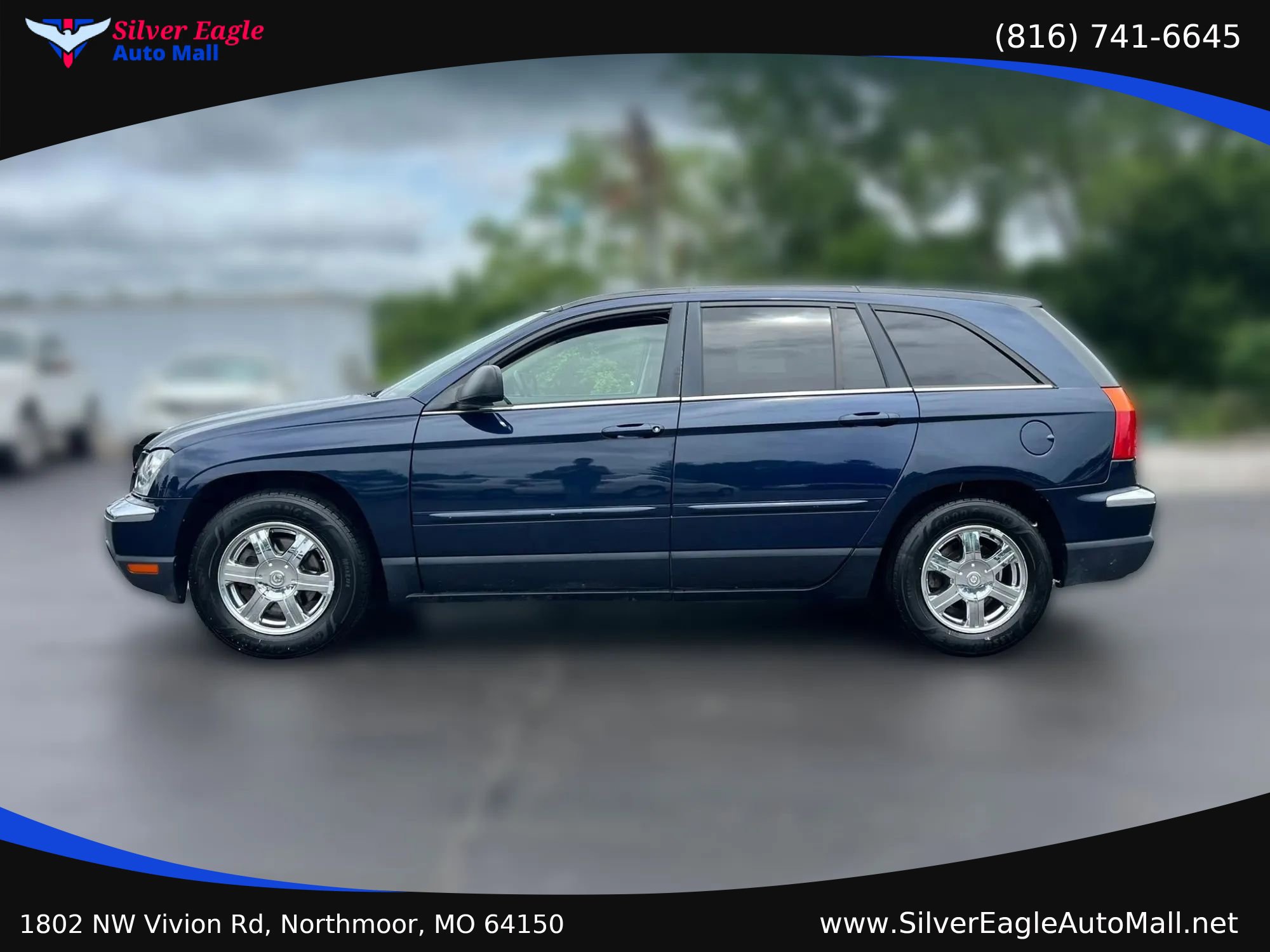 Used 2006 Chrysler Pacifica Touring AWD/4WD image 2