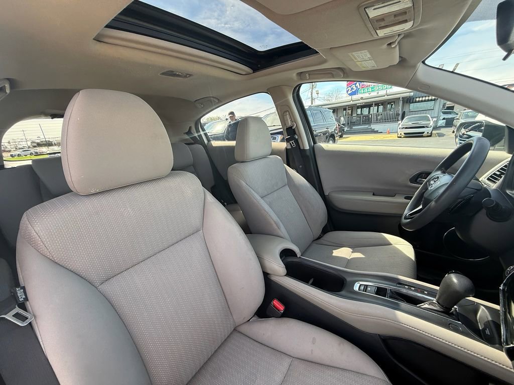 Used 2016 Honda HR-V EX image 24