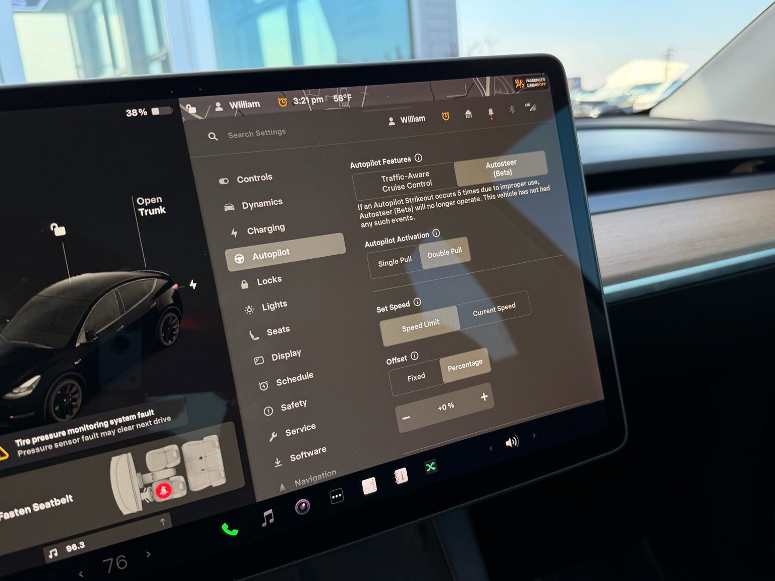 Used 2021 Tesla Model Y Performance image 27