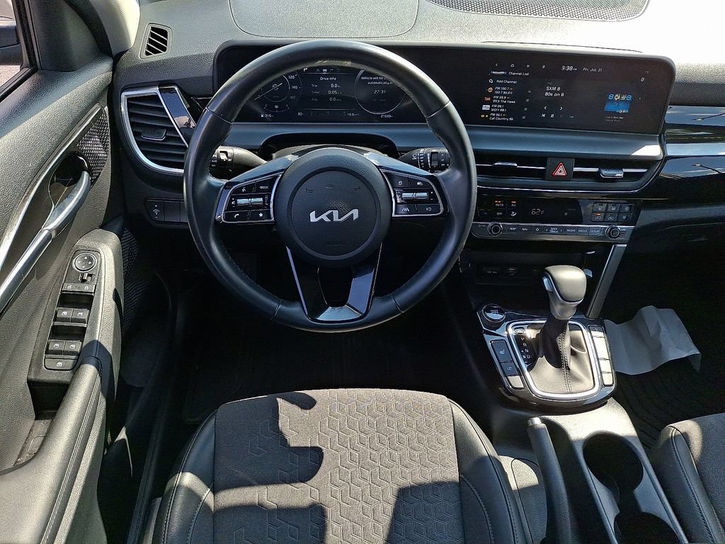 Certified 2024 Kia Seltos X-Line AWD/4WD image 12
