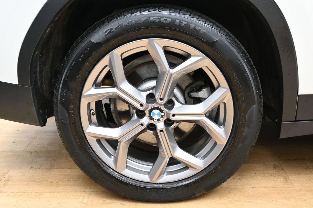 Used 2022 BMW X3 xDrive30i AWD/4WD image 14